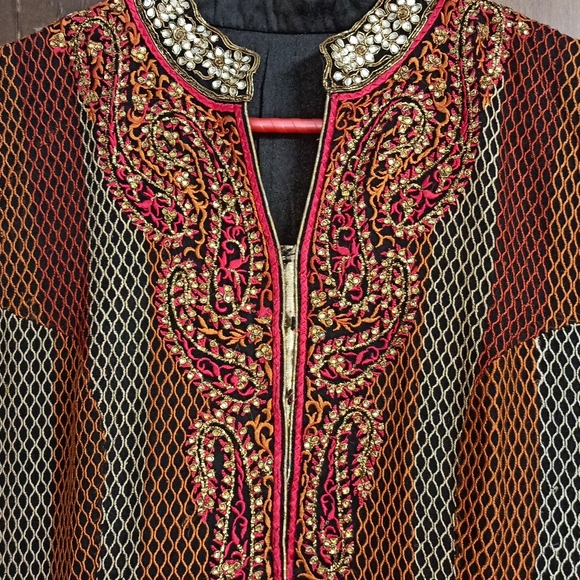 Red n black Suit with Bottom n Dupatta - Picture 8 of 13